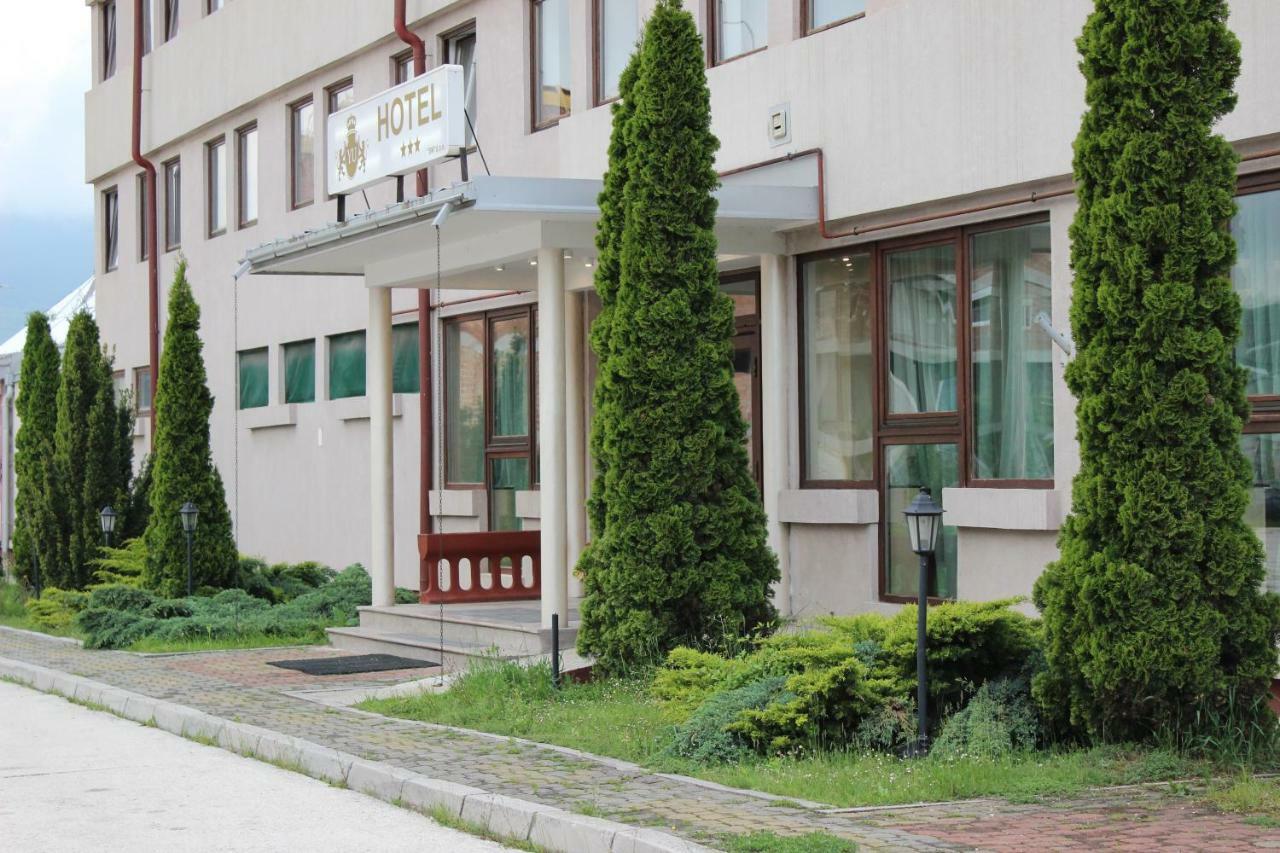 Hotel Yu Lukavica Exterior foto